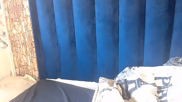 Sexyymia22's Live XXX Chat