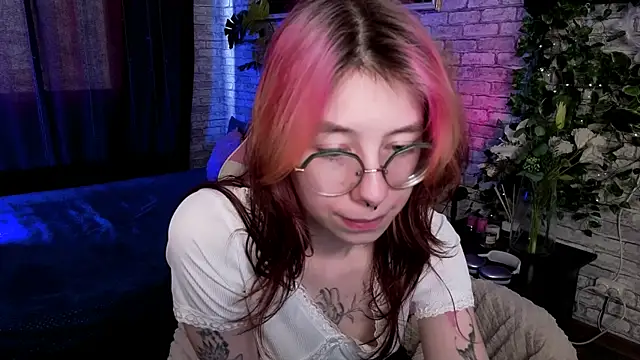 Alice_Nyx Live XXX Chat