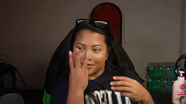 Bubbleliyah live XXX chat