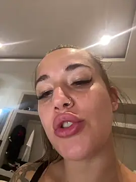 baadievino – Live XXX-chat