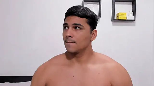 Thiago_bel's Live XXX Chat