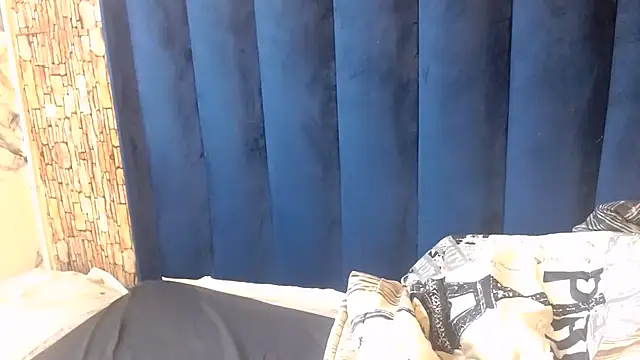 Sexyymia22's Live XXX Chat