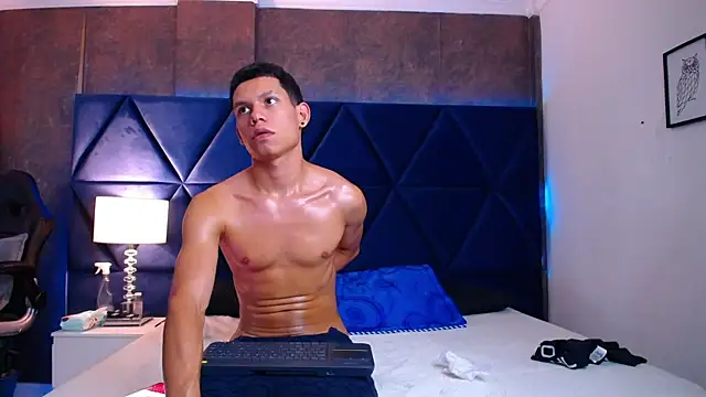 Chat XXX en directo de ThiagoFerrer_