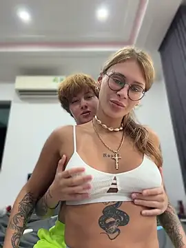 IceMur Live XXX Chat