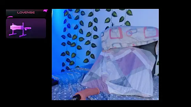 Carolinalux's Live XXX Chat