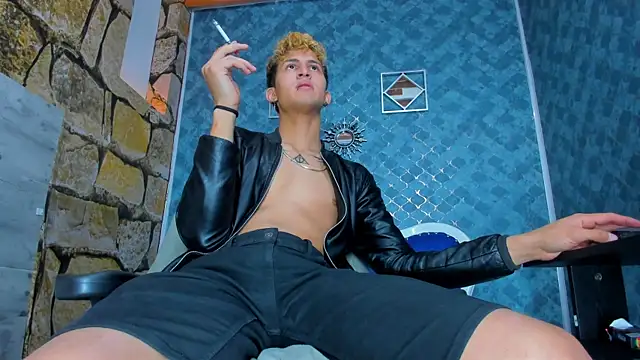 Онлайн чат XXX Axel_Romanov