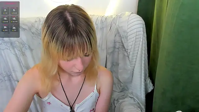 Živý XXX chat MiaKimiko