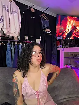 Živý XXX chat couplevibes_