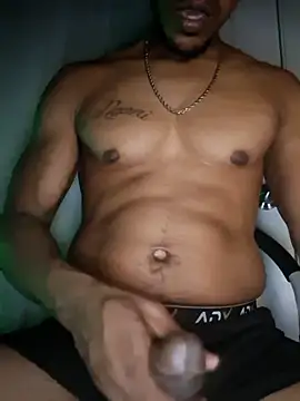 bigboytoy912's Live XXX Chat