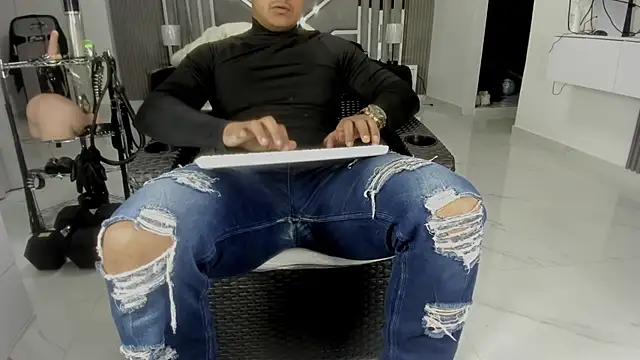 Chat XXX ao vivo de master_leather