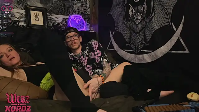 webzandkordz's Live XXX Chat