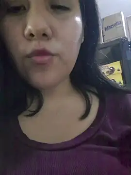 Chat +18 de Kalani_Engel ao vivo