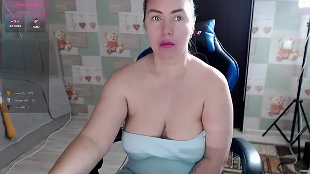 Korolek12 live XXX chat