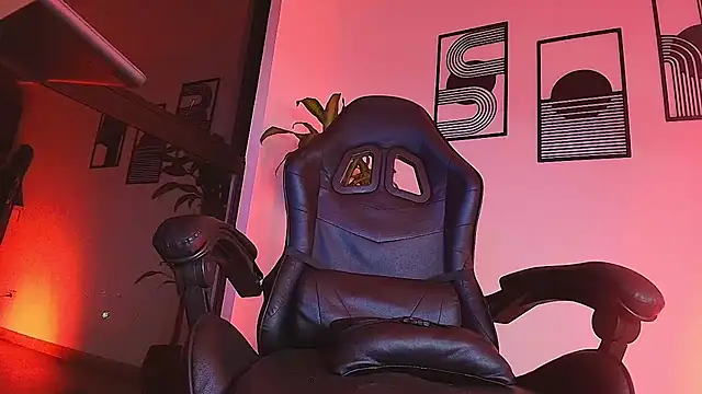 Živý XXX chat ALPHA_DOMINUS_