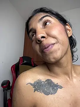 NassFit2 élő XXX-chatje