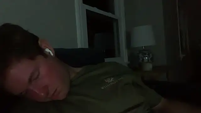 CuriousMarried321's Webcam Show