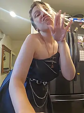 ScarletCallings_420's Live XXX Chat