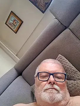 petvaradn Live XXX chat