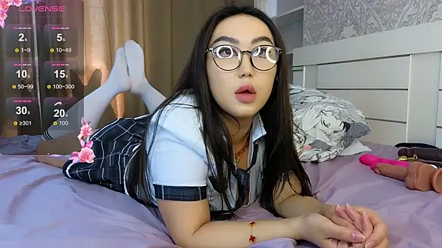 Diana_Moon_ live XXX chat