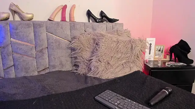 Ayne_soft_n Live XXX chat