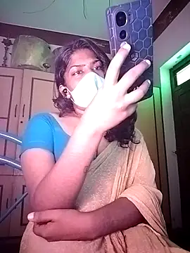 Tamil_Kavitha's Live XXX Chat