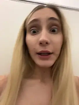 Pink_Kiss Live XXX-chat