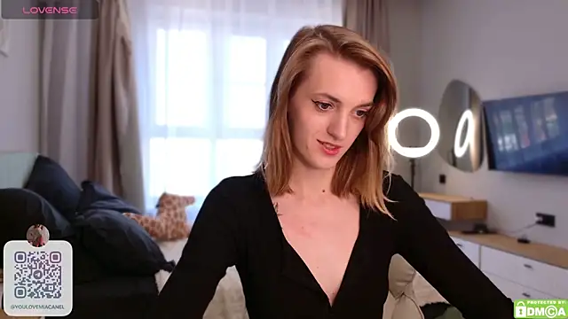 MiaKomoi: онлайн-секс-чат