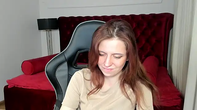 XXX chat uživo modela FreyaVeys