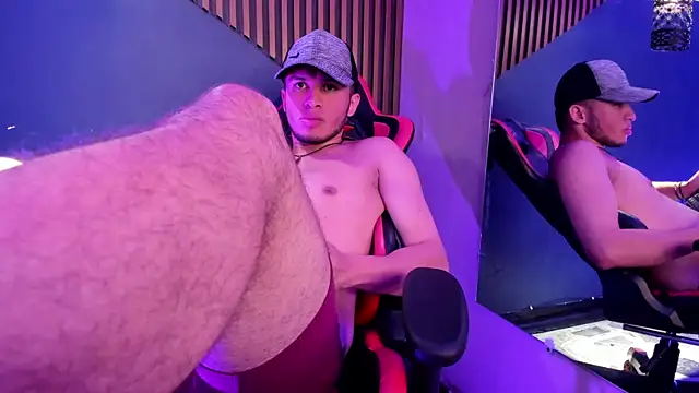 TomasDuquee – Naživo XXX chat