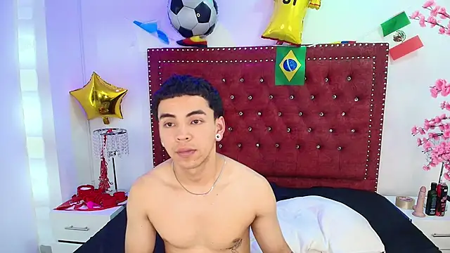 Jaden_and_sofia – Naživo XXX chat