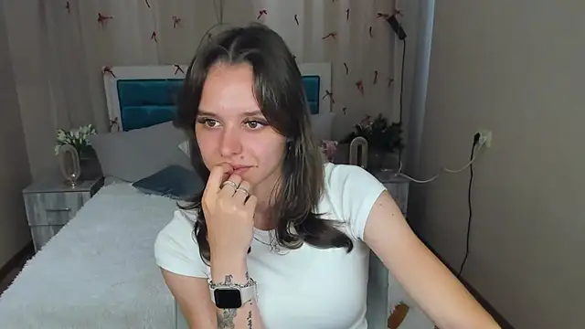 EmelyMason's Live XXX Chat