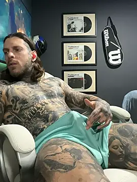 ThomasHells – Naživo XXX chat