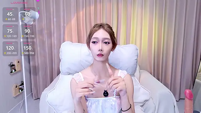 YangYang-0805's Live XXX Chat