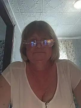 MilashkaCutie50 webkamerás műsora