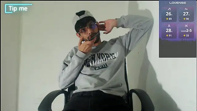 GrayHornyXn Live XXX chat