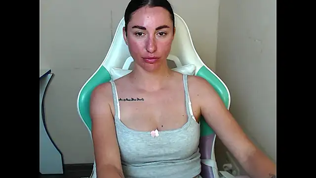 Cammil1a_horn Live XXX-Chat