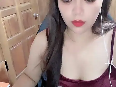 צ'אט XXX בשידור חי של Sweet-subita