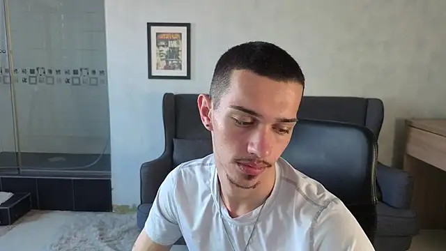 Chat +18 de KaydenDrew ao vivo