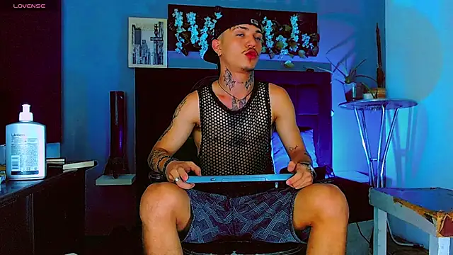 HannibalLester 라이브 XXX 채팅