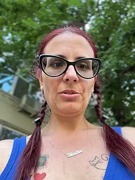 NataKitten Adlı Modelin Canlı XXX Sohbeti