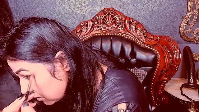 SelenaNoctis Chat XXX in diretta