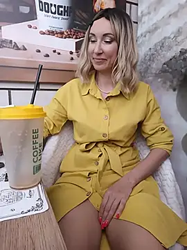 دردشة _AliceWine_ الجنسية المباشرة