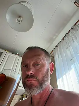 Онлайн чат XXX Frosl