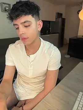 aronnhidden Live XXX-Chat