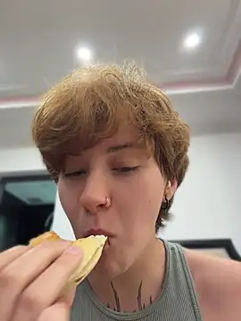 IceMur 即時 XXX 聊天