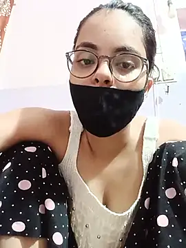 Sandhya_77 – Naživo XXX chat