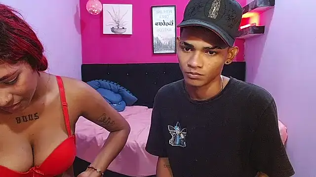 Онлайн чат XXX black_twinks