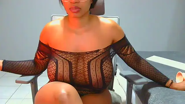 Chat +18 de SpkeXtee ao vivo