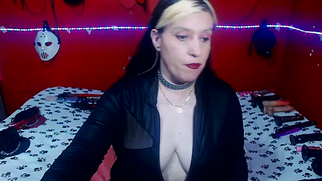 MATURE_Randy live XXX chat