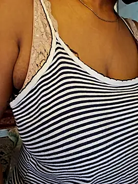 Desi_Maya69 라이브 XXX 채팅